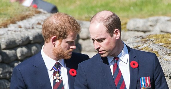 Hoàng tử William suy sụp vì cáo buộc đánh Harry