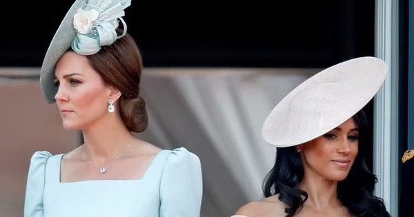 Nội dung tin nhắn với Kate khiến Meghan khóc trước đám cưới