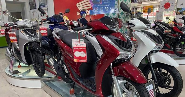 Giá Honda SH phá đáy tại đại lý, thấp chưa từng có trong lịch sử, liệu có sốt giá trở lại?