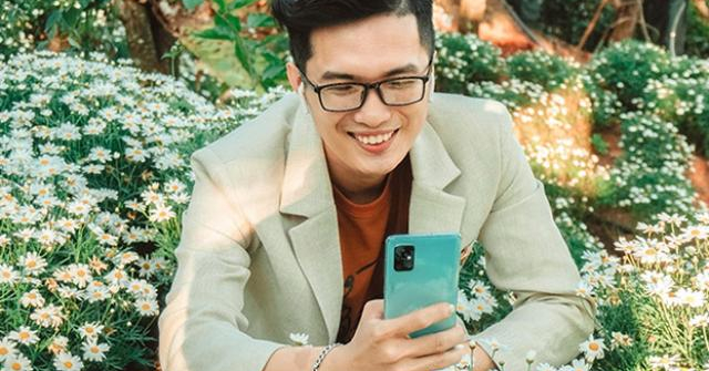 Đà Lạt yên bình qua ống kính macro Galaxy A71 của travel blogger Tô Thái Hùng