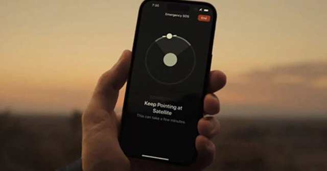 Tính năng cấp báo vệ tinh trên iPhone 14 vừa đến với những quốc gia này
