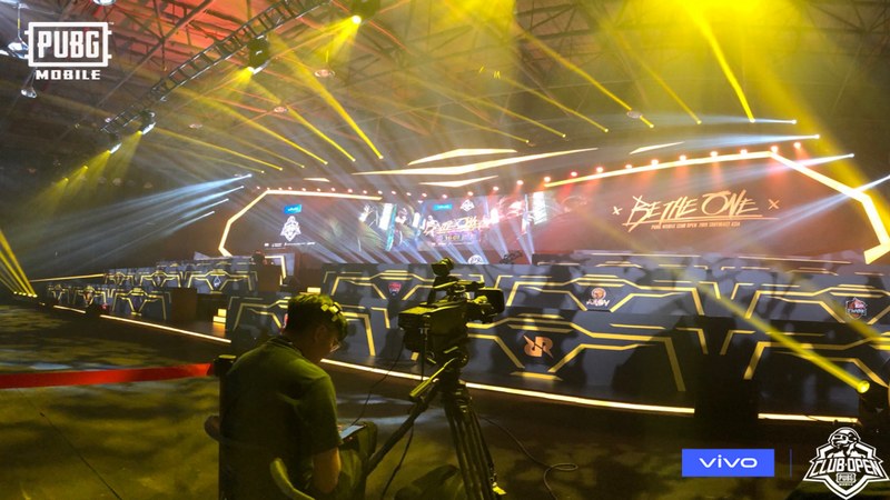 Cả 5 đội tuyển PUBG Mobile Việt Nam đã chính thức lên sân Semi Final PMCO 2019