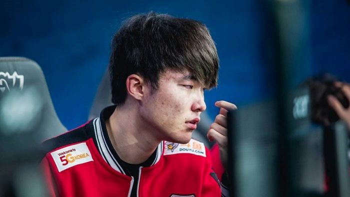 Faker bị anti-fan xúc phạm nặng nề ngay trước thềm MSI 2022: Cộng đồng LPL phẫn nộ, ra tay bảo vệ “Chủ tịch”