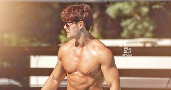 Bao năm Kim Jong Kook vẫn khiến dân tình 