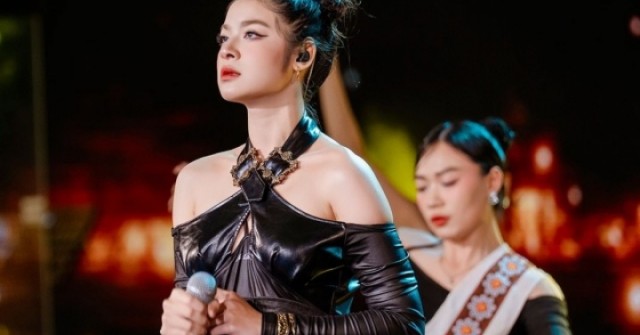Hoài Anh - con gái diễn viên Võ Hoài Nam 'gây nghiện' tại 'Điểm hẹn tài năng'