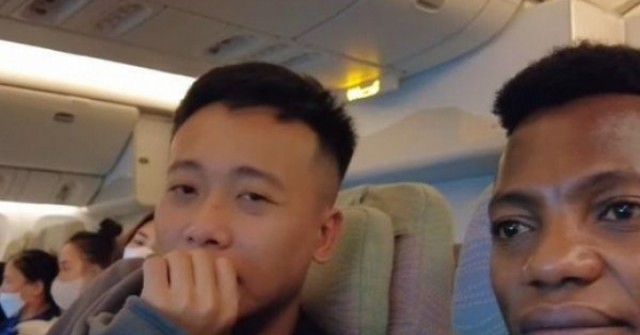 Động thái của thành viên ‘giàu’ nhất nhì team châu Phi khi bị hỏi về Quang Linh Vlogs