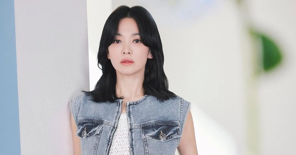 “Song Hye Kyo đừng giả tạo nữa”