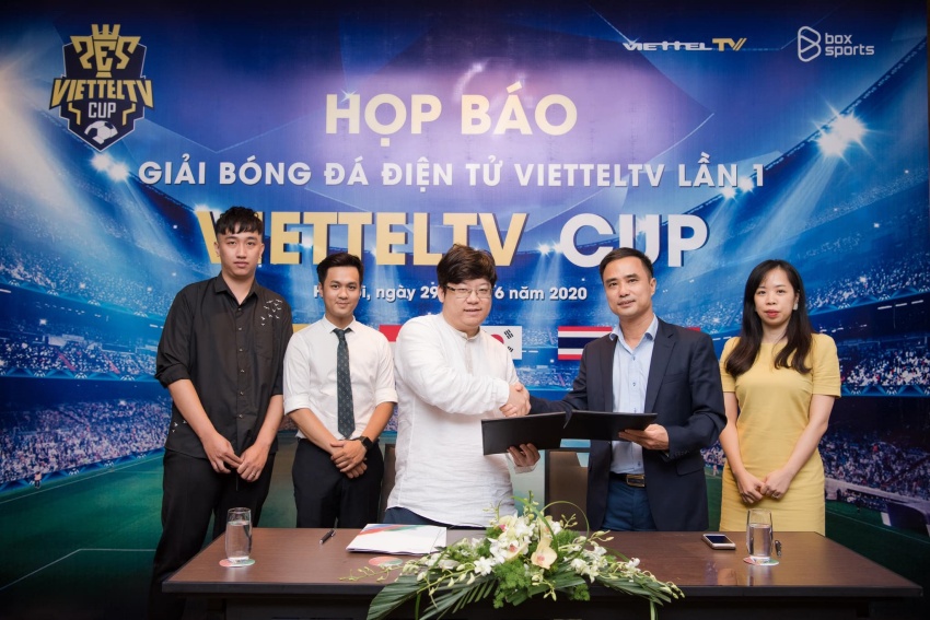 Viettel TV công bố giải bóng đá điện tử đầu tiên, fan cứng làng PES đã sẵn sàng?