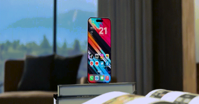 iPhone 15 Pro Max màu đỏ cực đẹp, quyến rũ mọi iFan