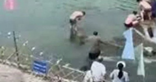 Người đàn ông nhảy xuống sông cứu cô gái đuối nước, cả 2 đều tử vong
