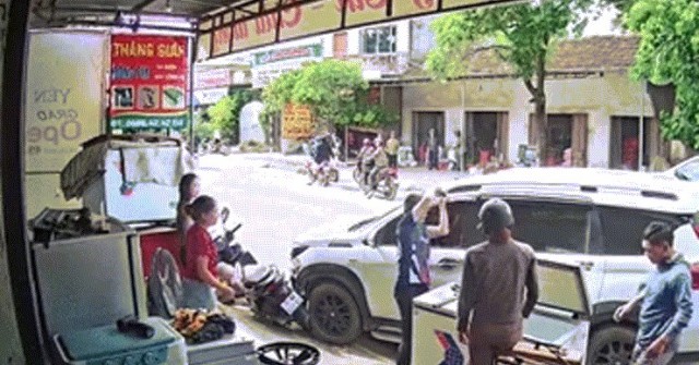 Người đàn ông ở Nghệ An xử lý 'nhanh như chớp', cứu lái xe nghi đột quỵ giữa đường