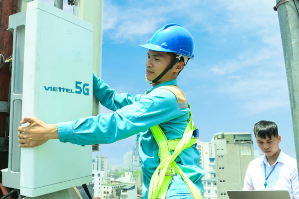 Viettel phát sóng thử nghiệm trạm 5G đầu tiên tại TP.HCM