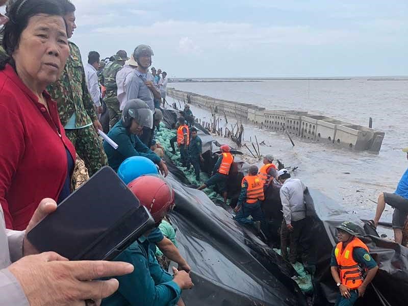 Nước dâng bất ngờ vượt ngoài kiểm soát, Cà Mau xin ngàn tỉ để di dời dân