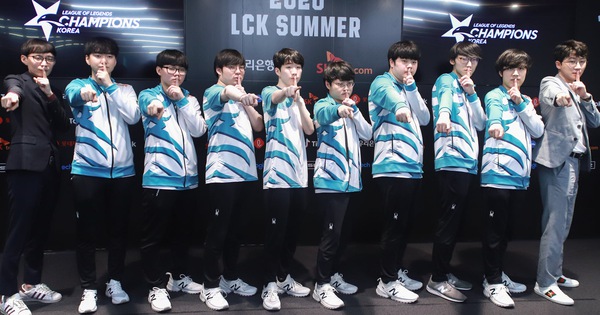 LCK mùa Hè 2020: Chốt sổ playoffs, Damwon Gaming bất ngờ vươn lên top 1 BXH