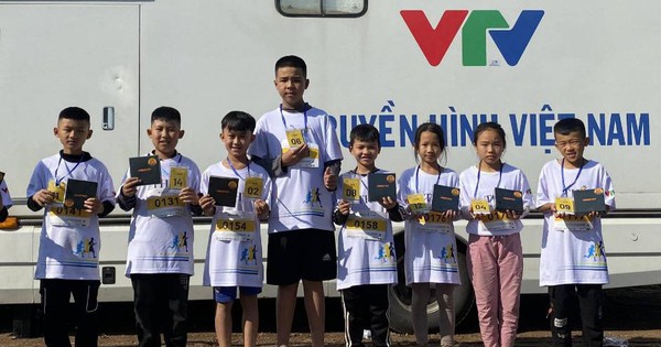 Thế Giới Di Động tài trợ 1000 đồng hồ thông minh cho giải chạy thường niên lớn nhất của học sinh, sinh viên