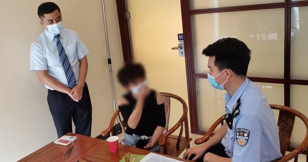 “Sếp” ủy quyền chuyển khoản, kế toán làm theo phát hiện bị lừa: Công an tiết lộ một chi tiết đã vô tình 