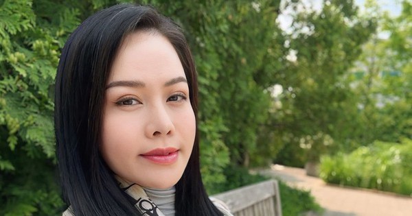 Mẹ đơn thân giàu có nhất nhì showbiz, bình yên viên mãn bên con gái nhỏ trong biệt thự bề thế