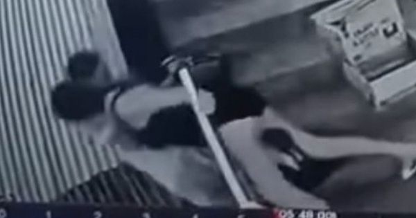 Ngã khỏi tầng 2 khi ôm bạn trai, người phụ nữ tử vong tại quán bar