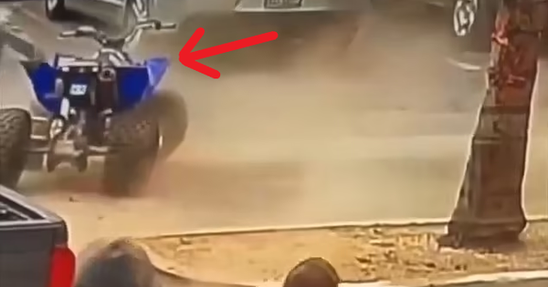 Định lái chiếc xe ATV để tẩu thoát, vài giây sau tên trộm đã phải trả giá: Video hiện trường gây sốc