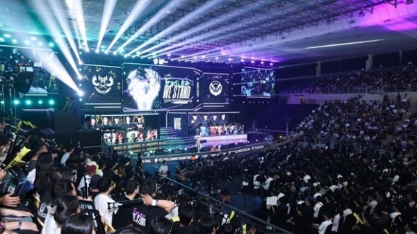 Liên Minh Huyền Thoại vs VALORANT: Tựa game nào của Riot Games là tốt nhất?