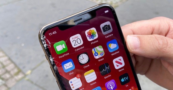 Xấu mặt iPhone 11: Hàng loạt trường hợp đang dùng ngon lành bỗng lăn đùng ra xước chả hiểu vì sao?