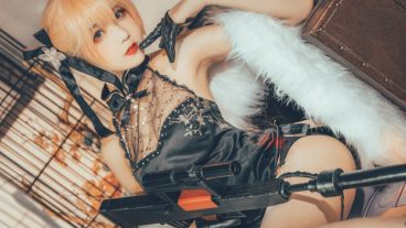 Ngẩn ngơ với độ sang chảnh của OTs-14 Groza trong Girls Frontline - Cosplay