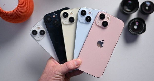 iPhone 11, 12, 14... vào đợt giảm kịch sàn, chiếc rẻ nhất chỉ từ 9 triệu đồng