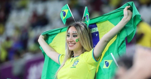 Chùm ảnh: Dàn mỹ nữ Brazil khoe sắc lần cuối trên khán đài World Cup 2022