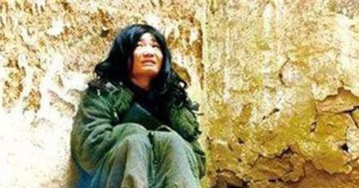 Chàng trai 8 tuổi vẫn được bố mẹ cõng, 23 tuổi chết đói vì không biết tự nấu ăn
