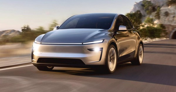 Tesla Model Y 2025 ra mắt: Xe điện bán chạy nhất thế giới nhanh hơn, tương lai hơn và đắt hơn