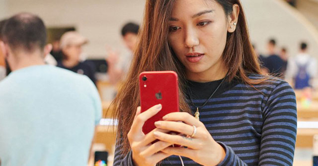 iPhone XR giảm còn từ 12,5 triệu, có nên mua hay không?