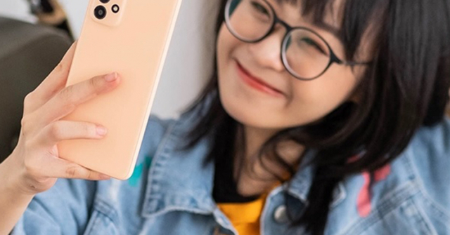 Lộ giá Galaxy A54 và Galaxy A34: Có đáng mua không?