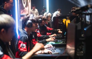 [MSI 2019] Vòng bảng ngày 1: PVB thua IG một cách đáng tiếc, SKT bị G2 hủy diệt trong trận ra quân