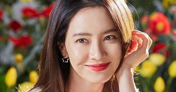 Song Ji Hyo 