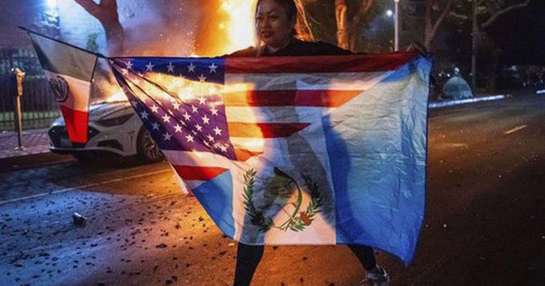 Nhiều cửa hàng bị cướp phá ở Los Angeles, biểu tình lan rộng tại Mỹ