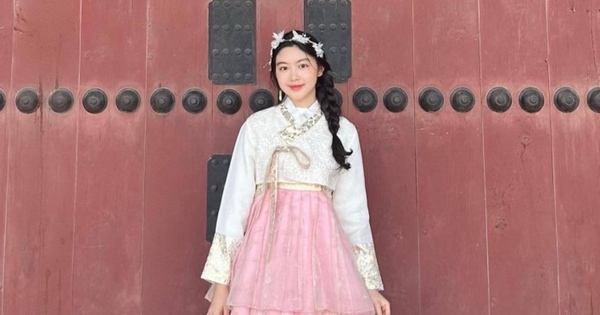 Con gái Quyền Linh diện hanbok, khoe sắc ngọt lịm ở Hàn Quốc