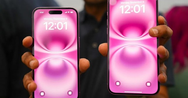 iPhone 16 Pro Max liệu đáng mua hơn bản tiêu chuẩn?
