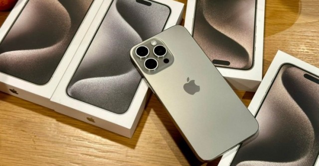 Mẫu iPhone giá giảm giữa tháng 7, tính năng xịn không kém nhiều iPhone 16 Pro Max