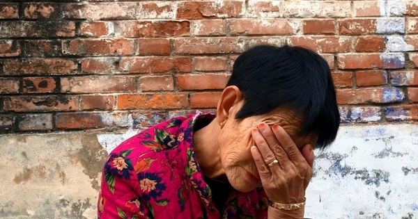 Cụ bà 70 tuổi chuyển khoản 2,7 tỷ đồng tất toán hợp đồng bảo hiểm: Công an phát hiện dấu hiệu bất thường, thành công chặn đứng vụ lừa đảo hơn 8 tỷ đồng