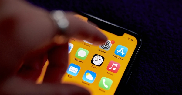 Người dùng iPhone và Android nên xóa ứng dụng này để không bị theo dõi