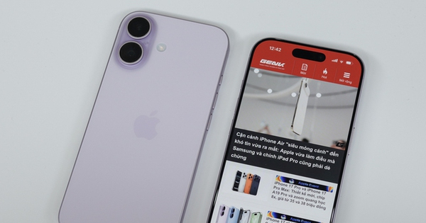 Trên tay iPhone 17 "cuối cùng cũng có 120Hz": Apple đã làm đúng điều người dùng mong đợi từ lâu