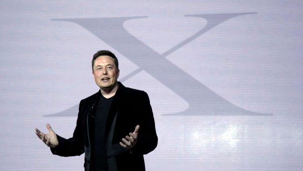 Nguyên nhân Elon Musk bị ám ảnh với chữ X