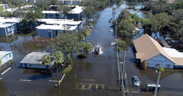 Milton suy yếu thành bão hậu nhiệt đới, ít nhất 10 người chết ở Florida, Mỹ