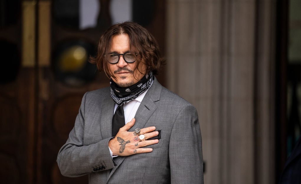 Johnny Depp và các sao Hollywood bị loại khỏi phim bom tấn