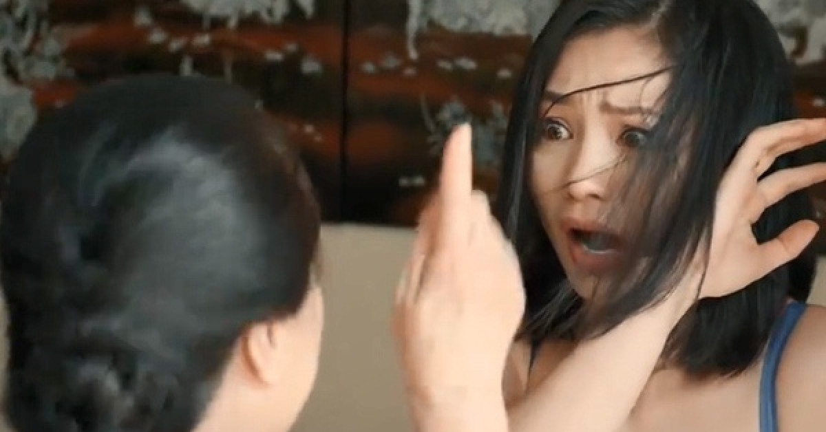 Nhìn cảnh mẹ chồng lục tung giỏ quà Tết tôi mua để biếu bố mẹ đẻ mà uất ức nhưng không dám khóc