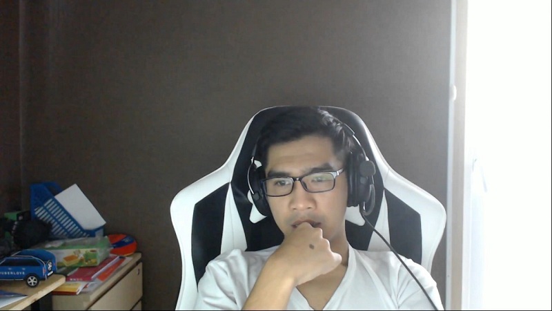 Cơ hội và thách thức nào cho nghề streamer trong năm 2019 qua đánh giá của PewPew