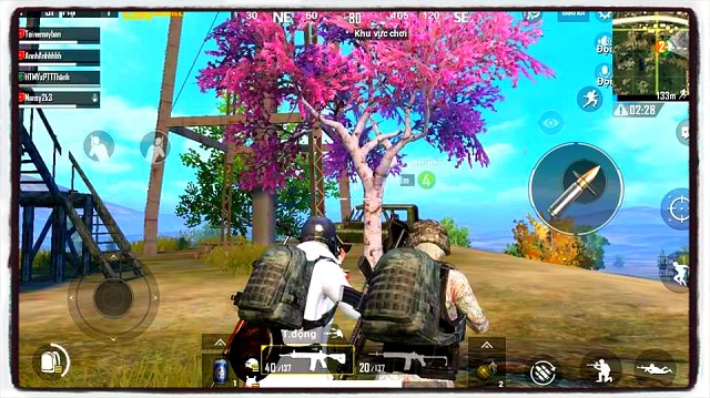 Không ngờ gốc hoa anh đào trong PUBG Mobile lại trở thành điểm “check-in” lý tưởng cho game thủ và các cặp đôi