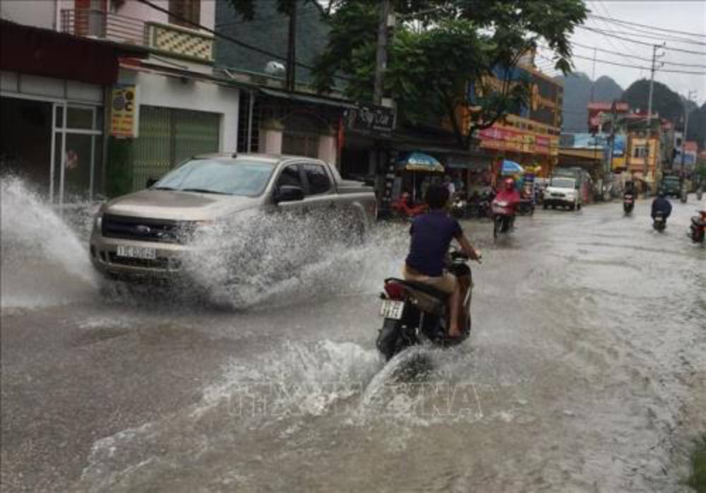 Tây Nguyên và Nam Bộ tiếp tục hứng chịu mưa lớn, khả năng xảy ra cả bão