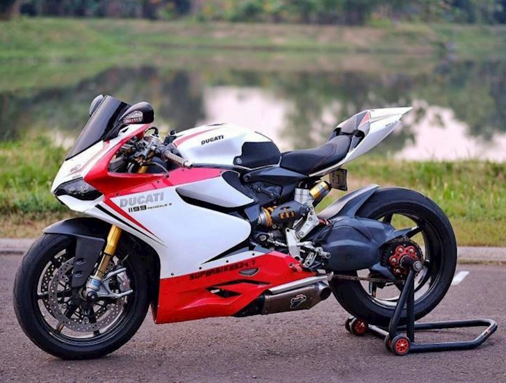 Bảng giá xe Ducati tháng 8/2019 tại thị trường Việt Nam