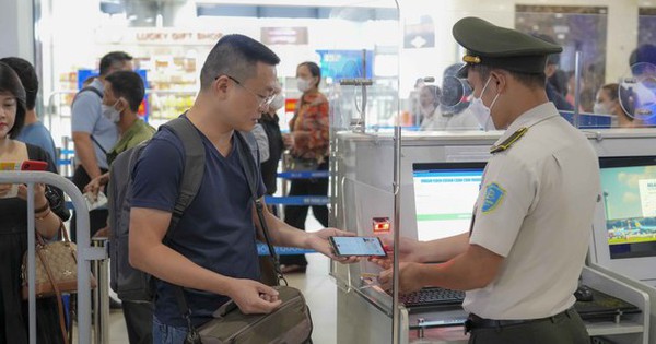 Lý do chưa được dùng giấy khai sinh điện tử đi máy bay